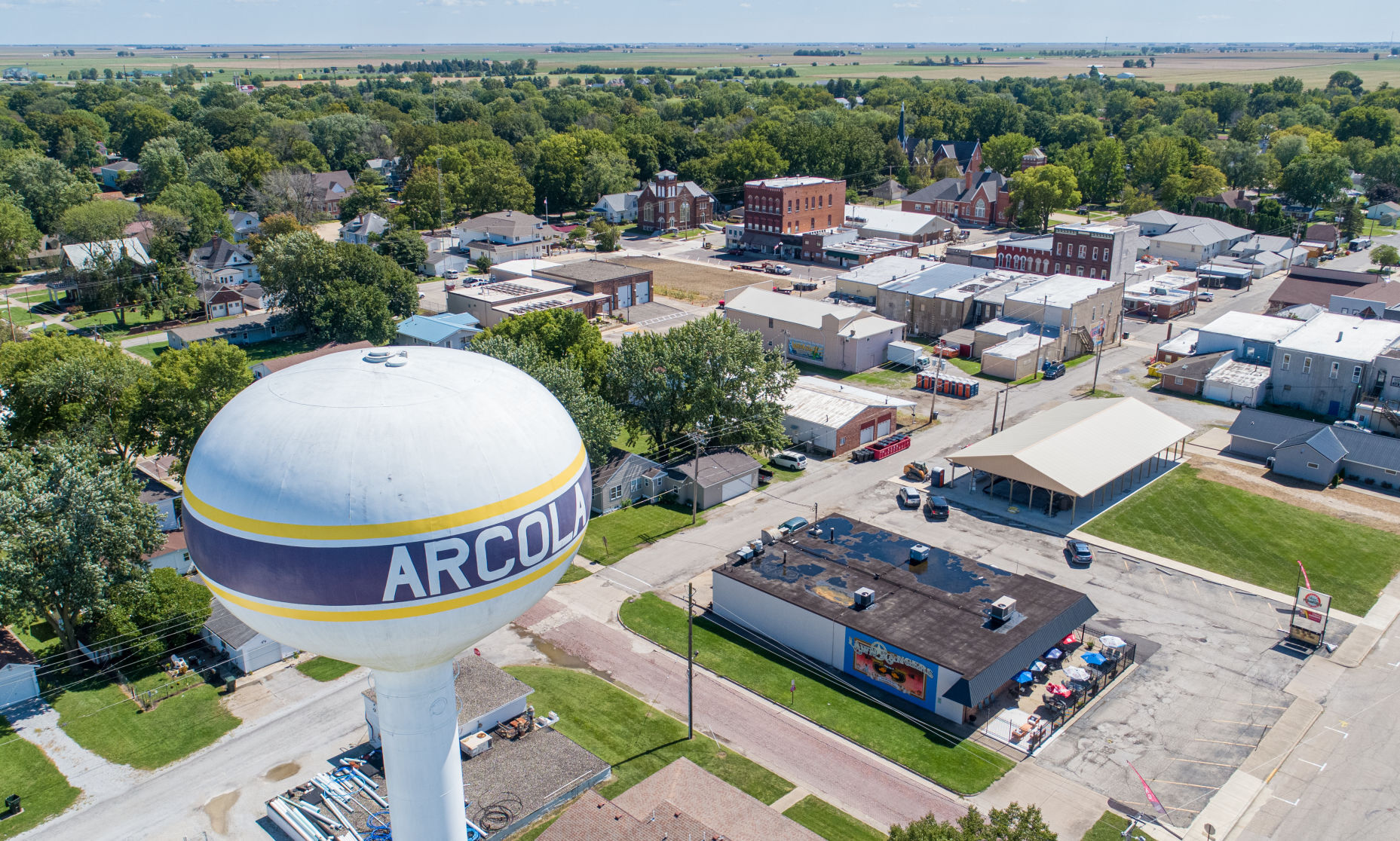 09092021-arcola-drone-broomcorn-water-tower.jpg